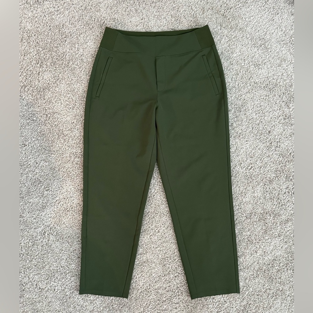Athleta - women’s Endless high rise pants in aspen olive - size 10